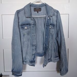 Torrid Size 0 Denim Trucker Jacket - Vintage Tencel Light Wash